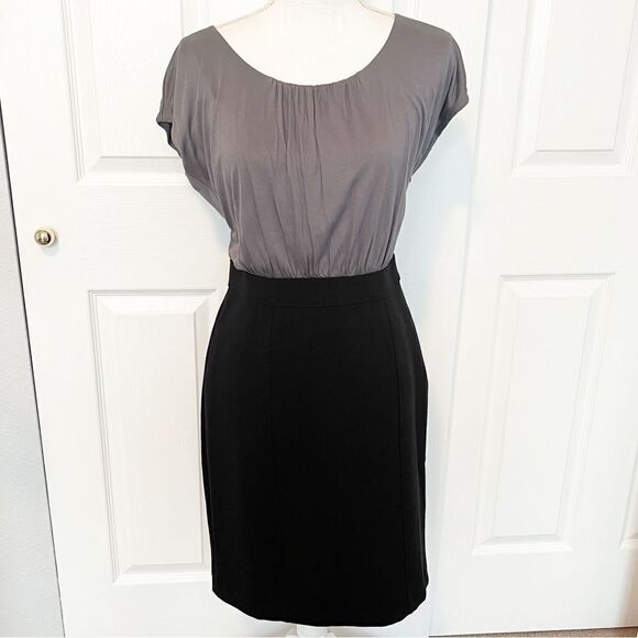 LOFT Gray and Black Color Block Short Sleeve Dress Size 2 - Picture 1 of 5